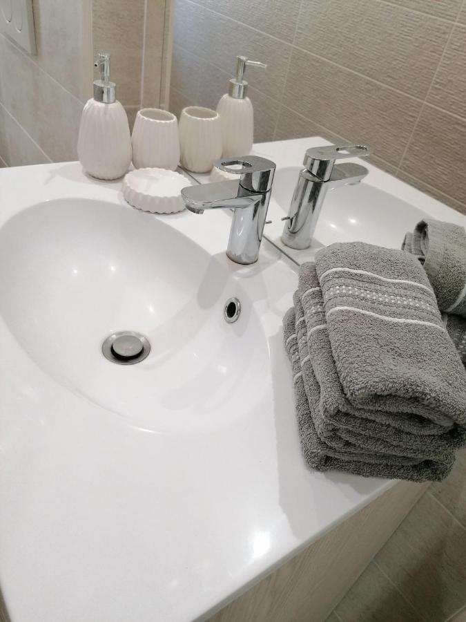 Hotel Entre Les 2 Roches Prissé Dış mekan fotoğraf